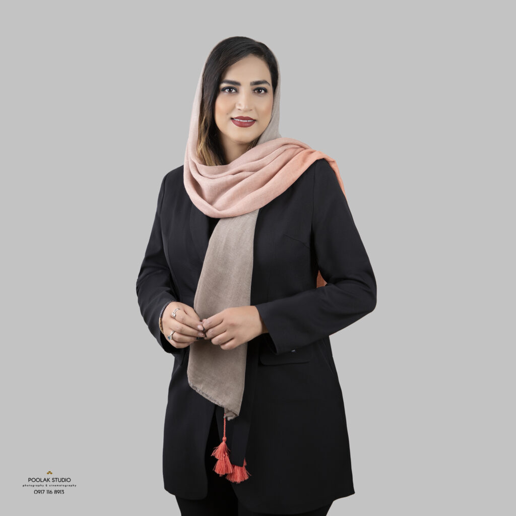 سیما احمدی